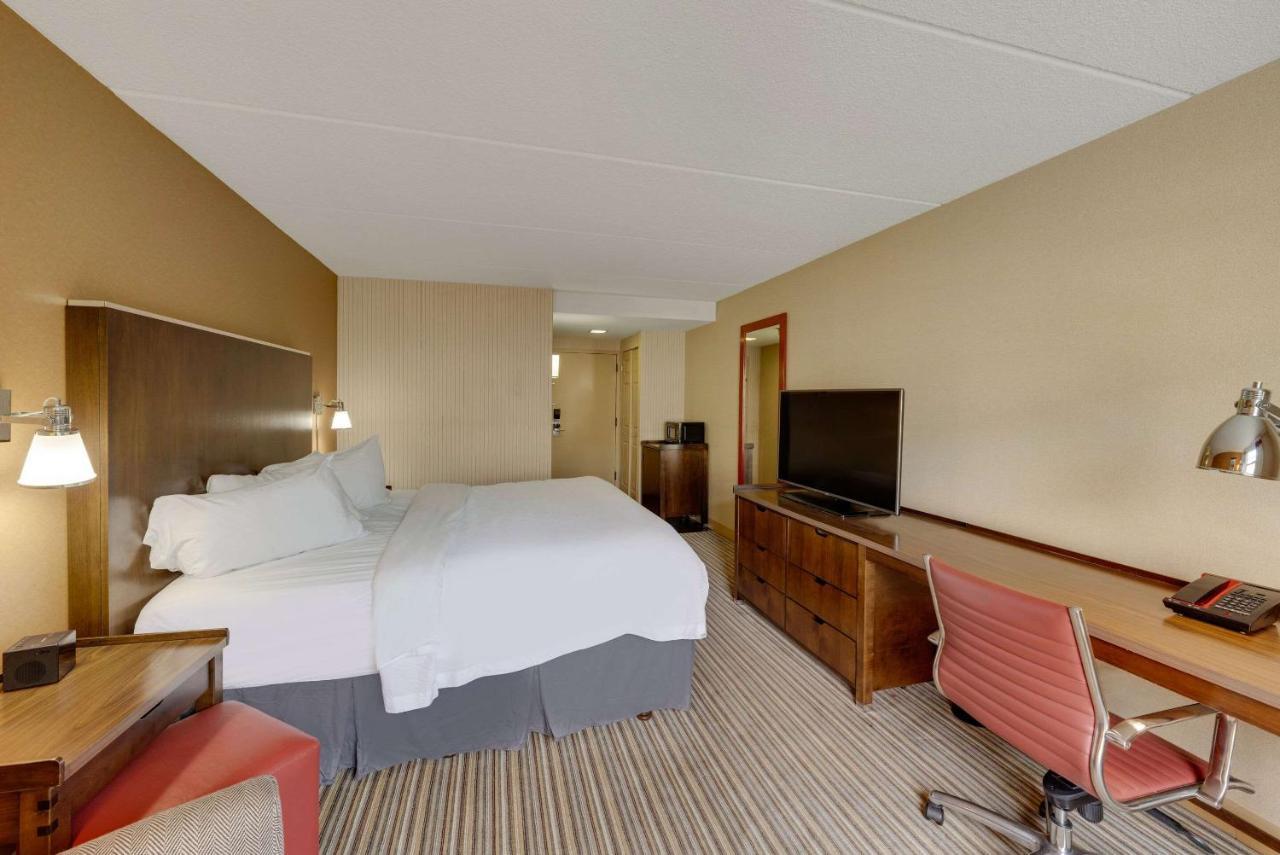The Crossroads Hotel - Newburgh Bagian luar foto
