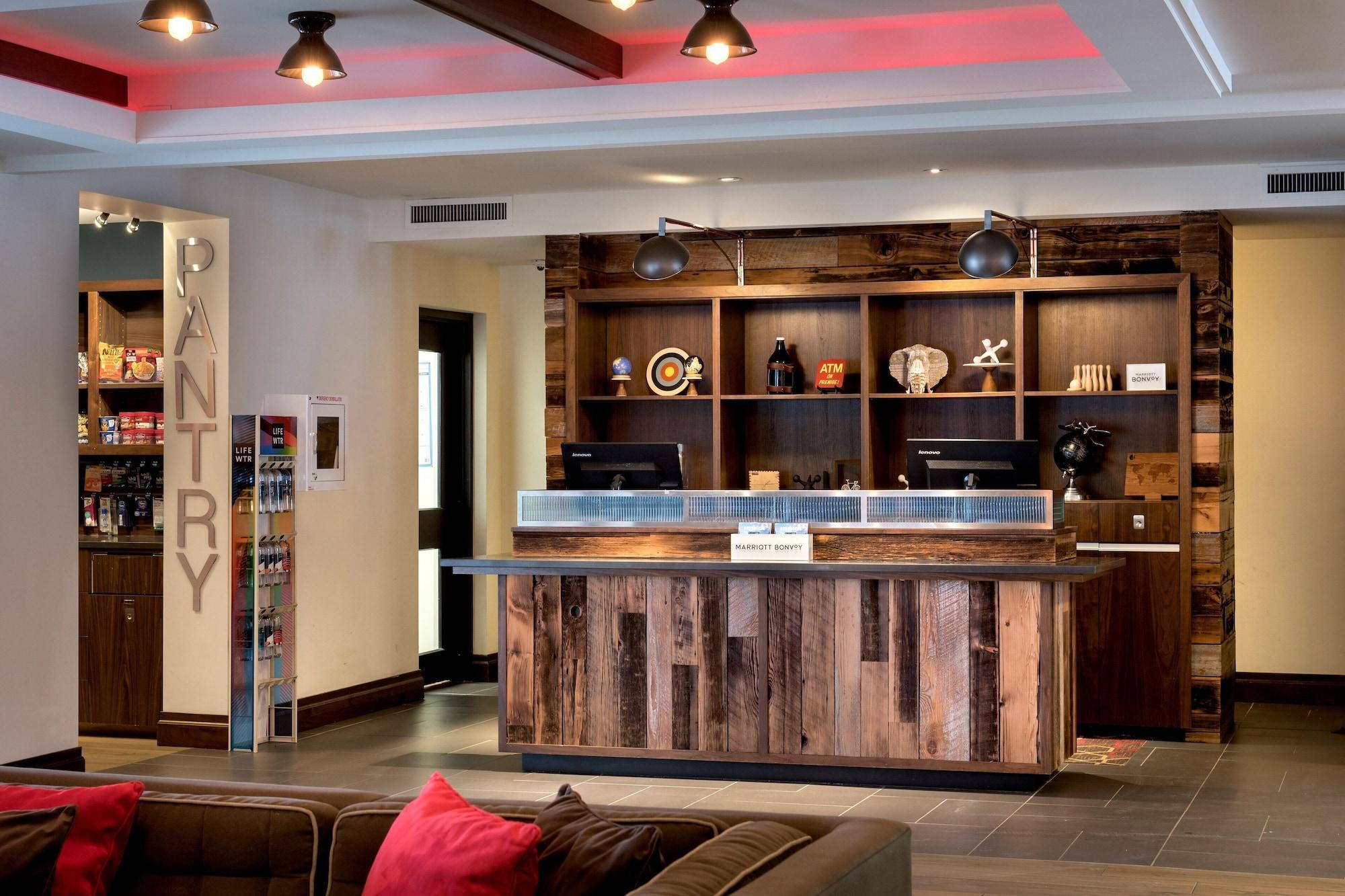 The Crossroads Hotel - Newburgh Bagian luar foto